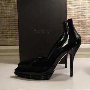Gucci black patent leather Pumps